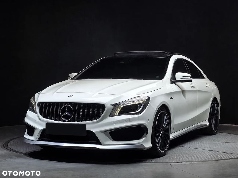 Mercedes-Benz CLA AMG 45 4Matic 7G-DCT - 2