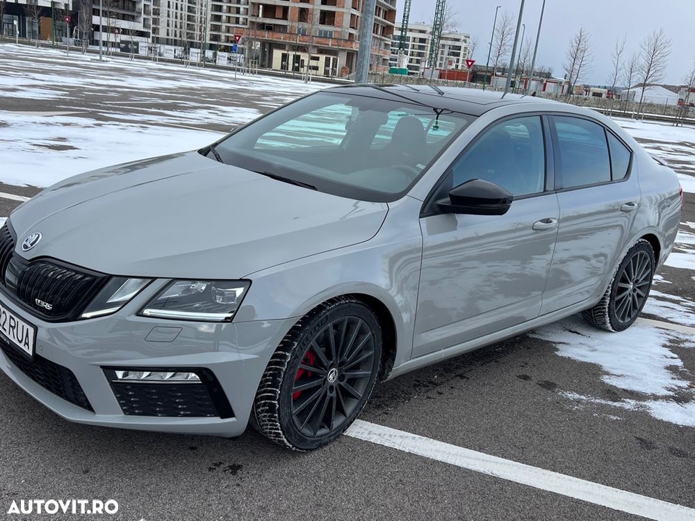 Skoda Octavia 2.0 245 TSI DSG RS - 2
