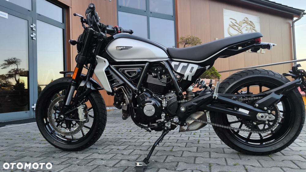 Ducati Scrambler - 9