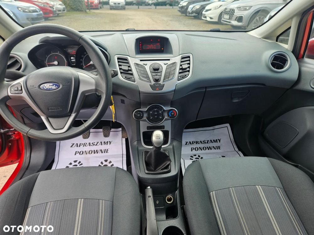 Ford Fiesta 1.25 Champions Edition - 8