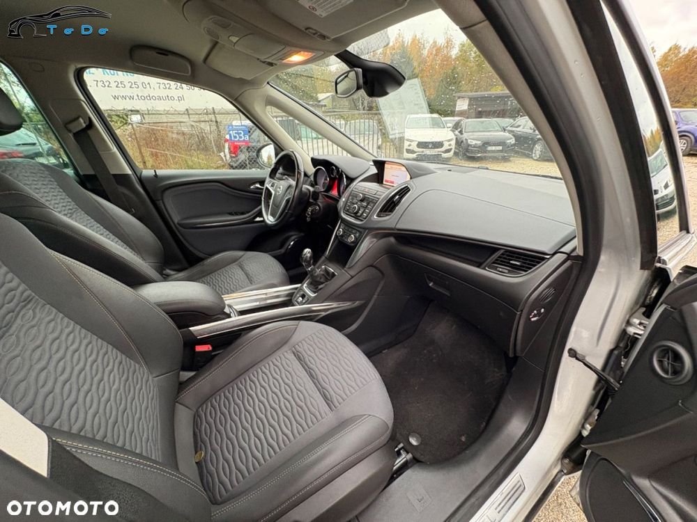 Opel Zafira 1.4 T Cosmo EcoFLEX S&S EU6 - 23