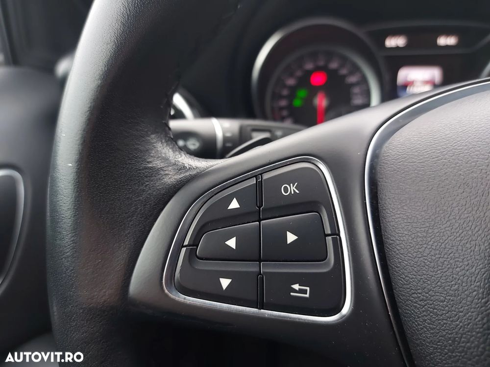 Mercedes-Benz GLA 200 d 4MATIC Aut. - 15