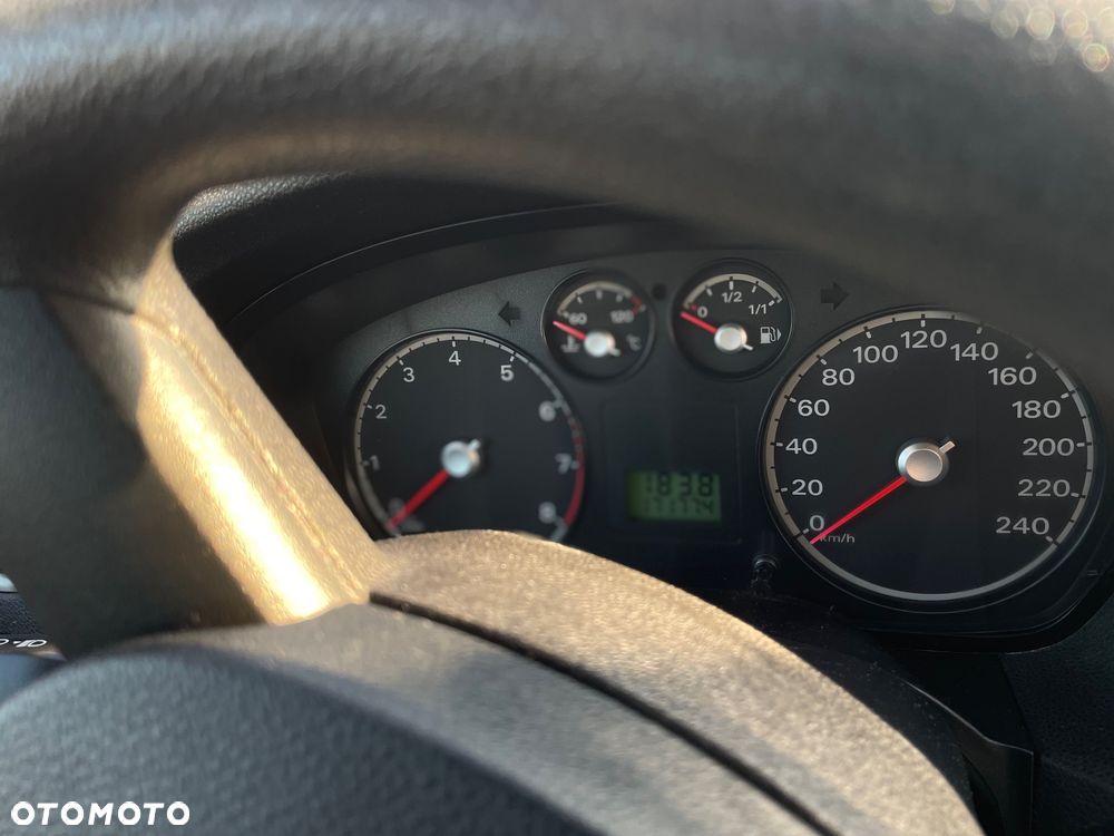 Ford Focus - 10