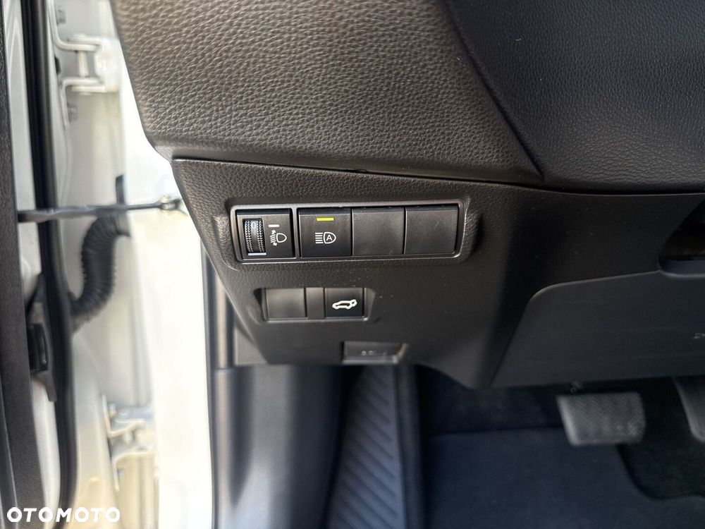 Toyota Corolla Cross 2.0 Hybrid Style AWD - 21