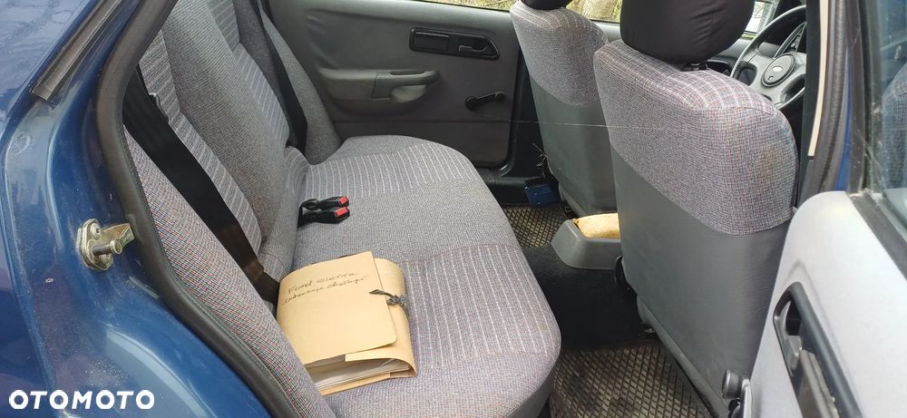 Ford Sierra 1.6 CL - 15