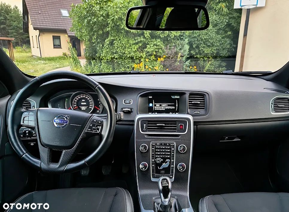 Volvo V60 D4 Drive-E Dynamic Edition (Kinetic) - 9