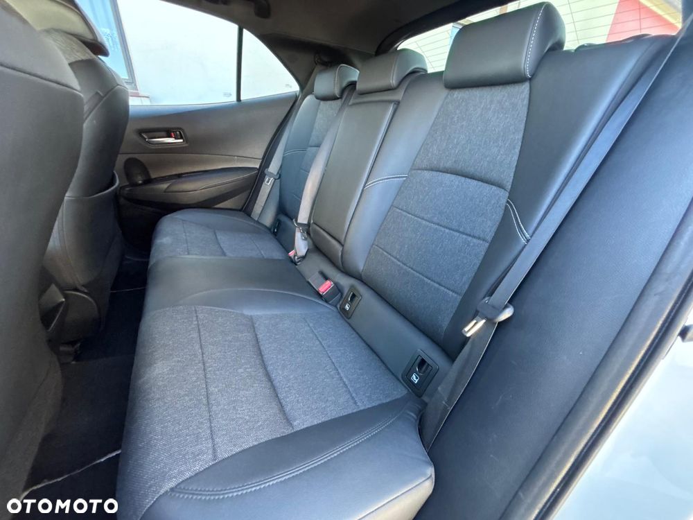 Toyota Corolla - 18