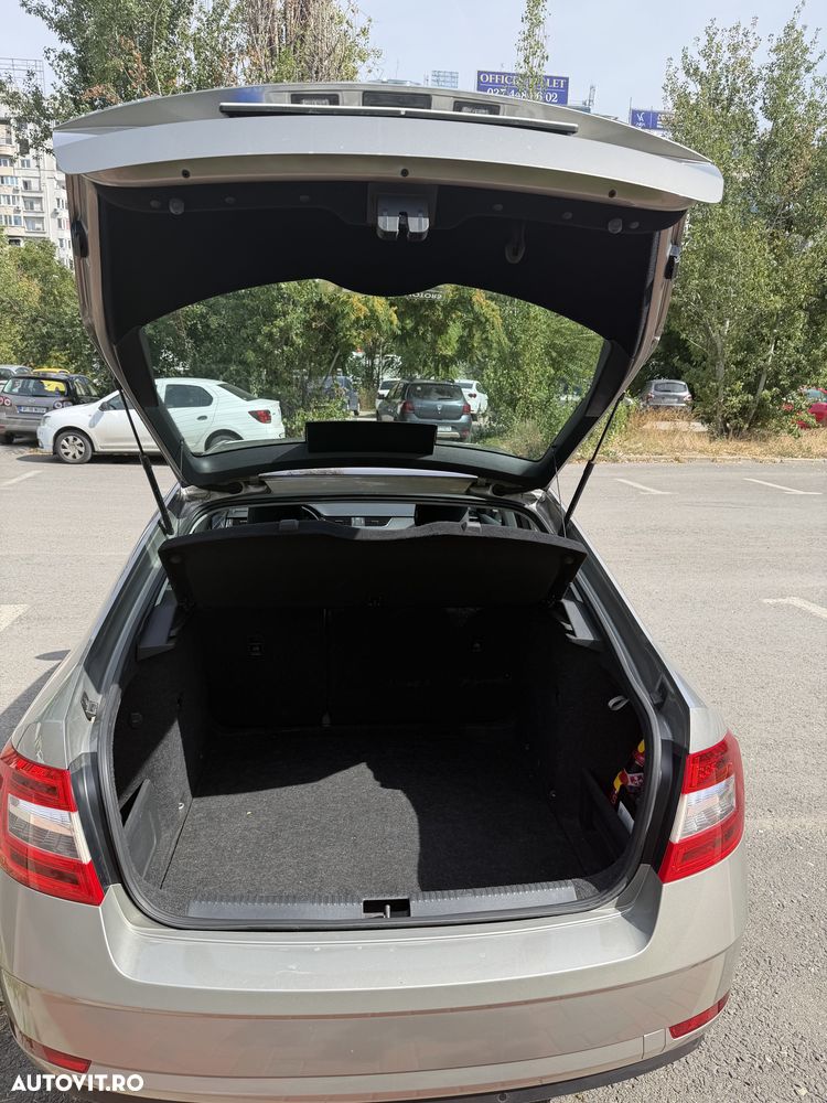 SKODA Octavia 2019 — imagine 10