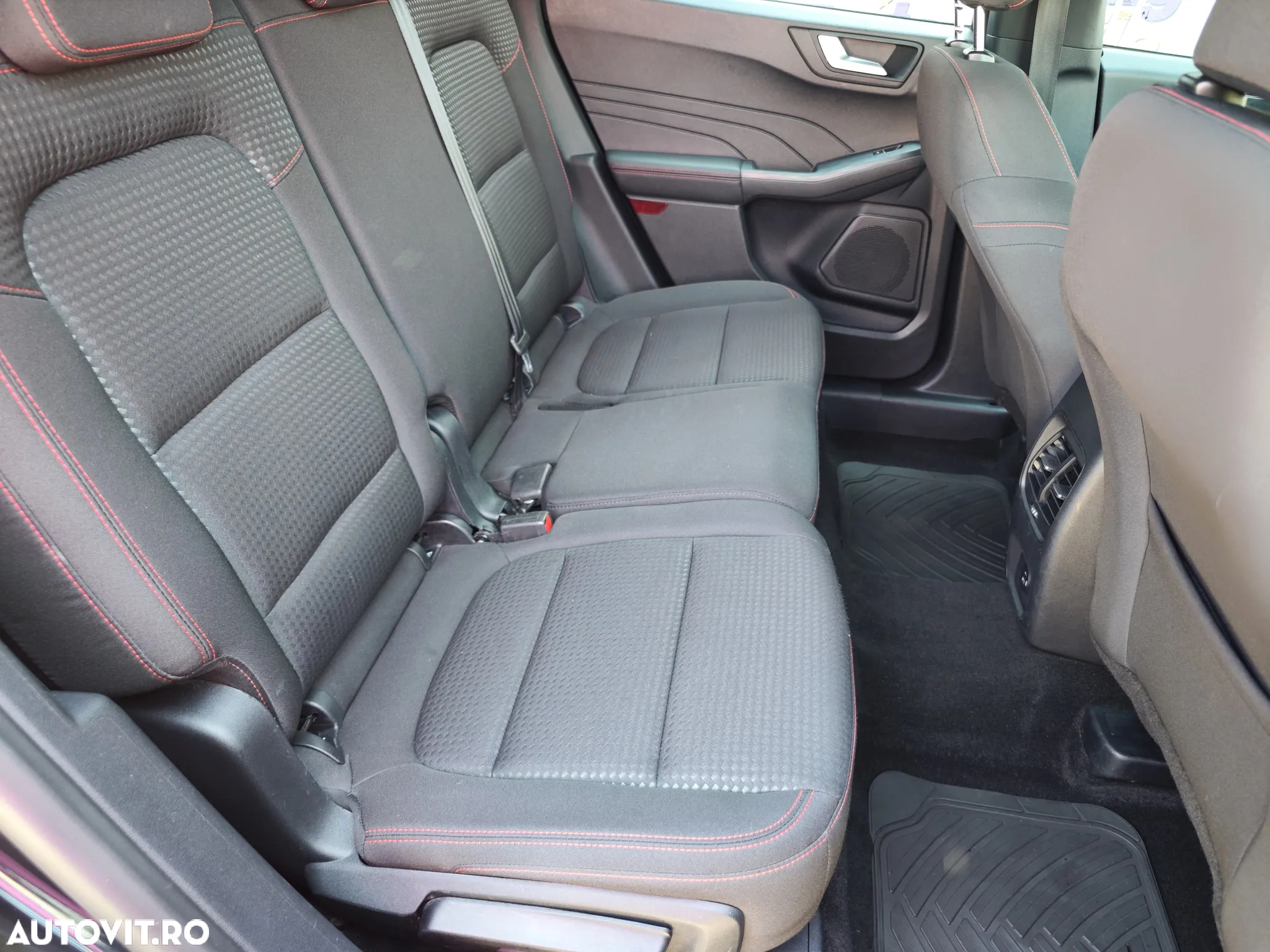 Ford Kuga 1.5 EcoBlue A8 FWD ST Line - 15