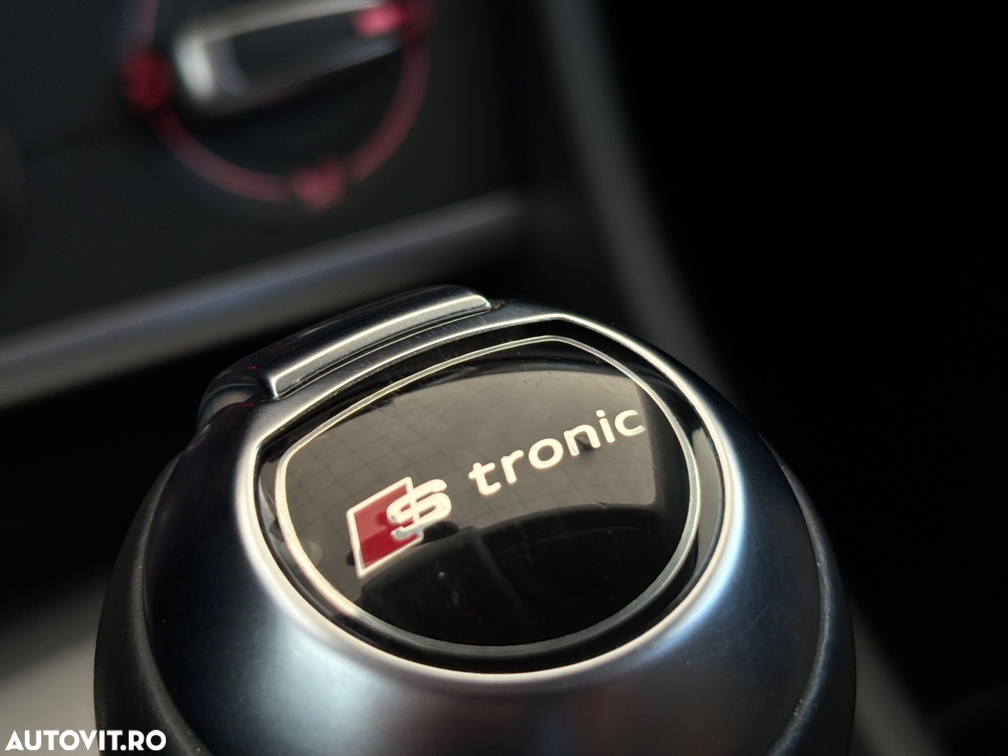Audi Q3 2.0 TDI Quattro S tronic - 27