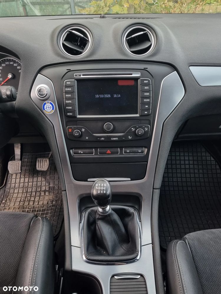 Ford Mondeo 2.0 TDCi Titanium - 12