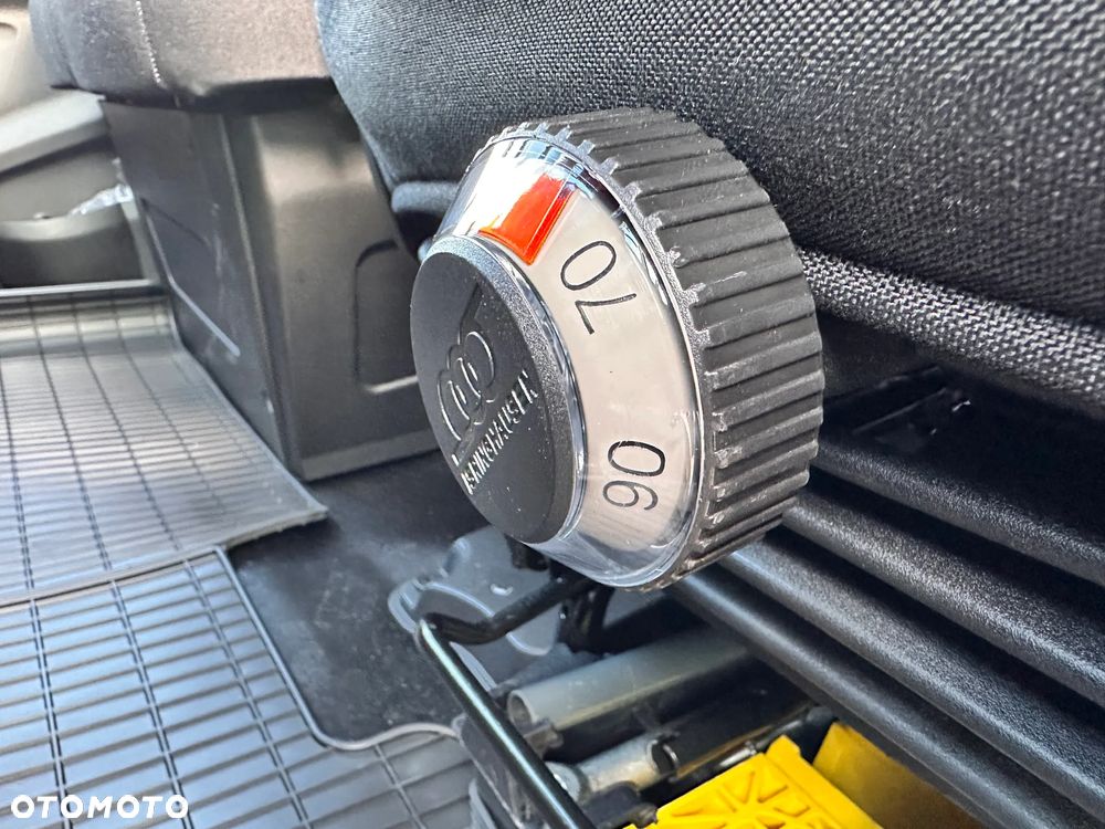 Iveco DAILY WYPRZEDAŻ DEALERA – zastosowanie pod 10 palet !!! - 22