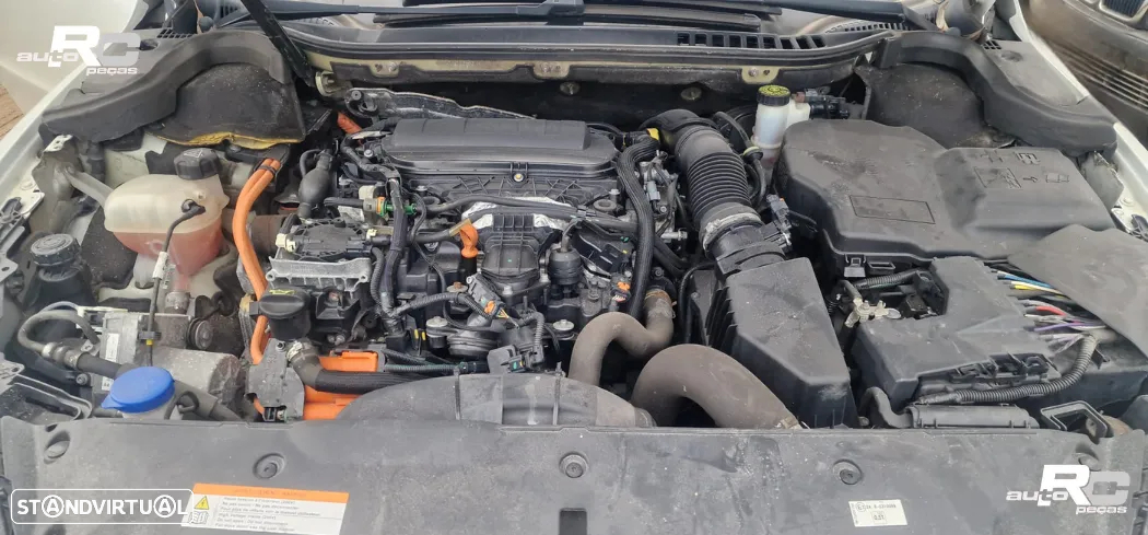 Peugeot 508 SW 2.0 HDi RXH Hybrid4 para peças - 16
