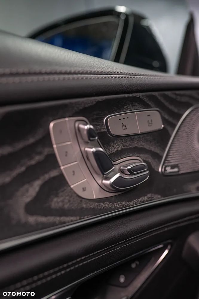 Mercedes-Benz AMG GT 53 4-Matic+ - 22