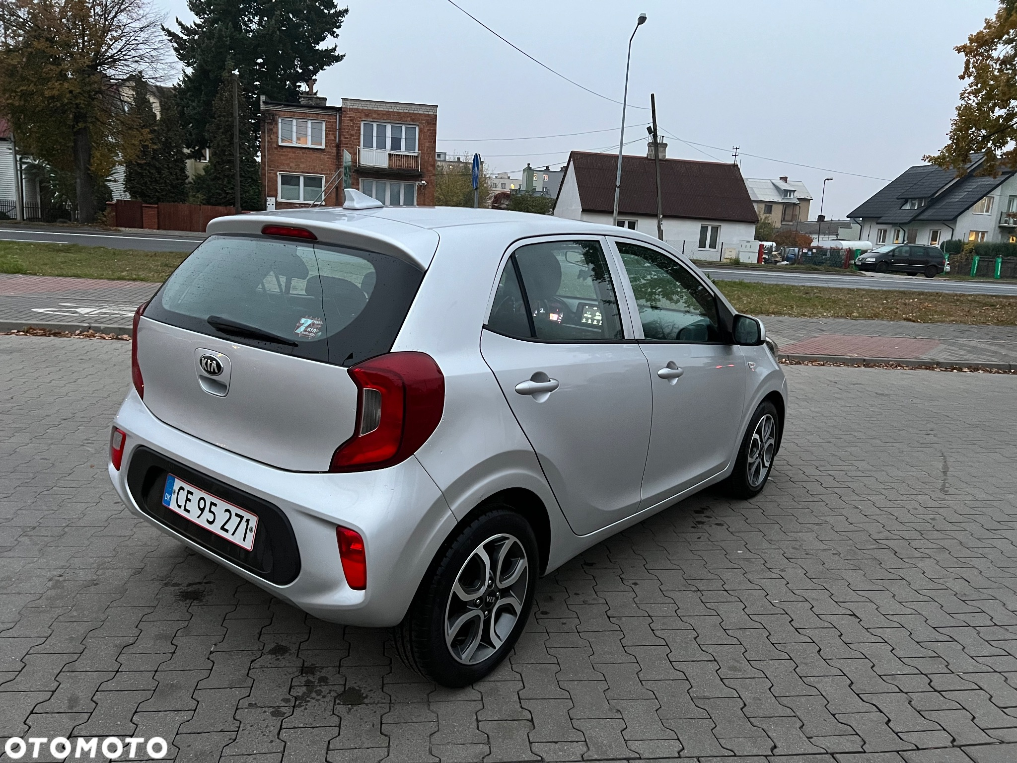 Kia Picanto 1.0 L - 7
