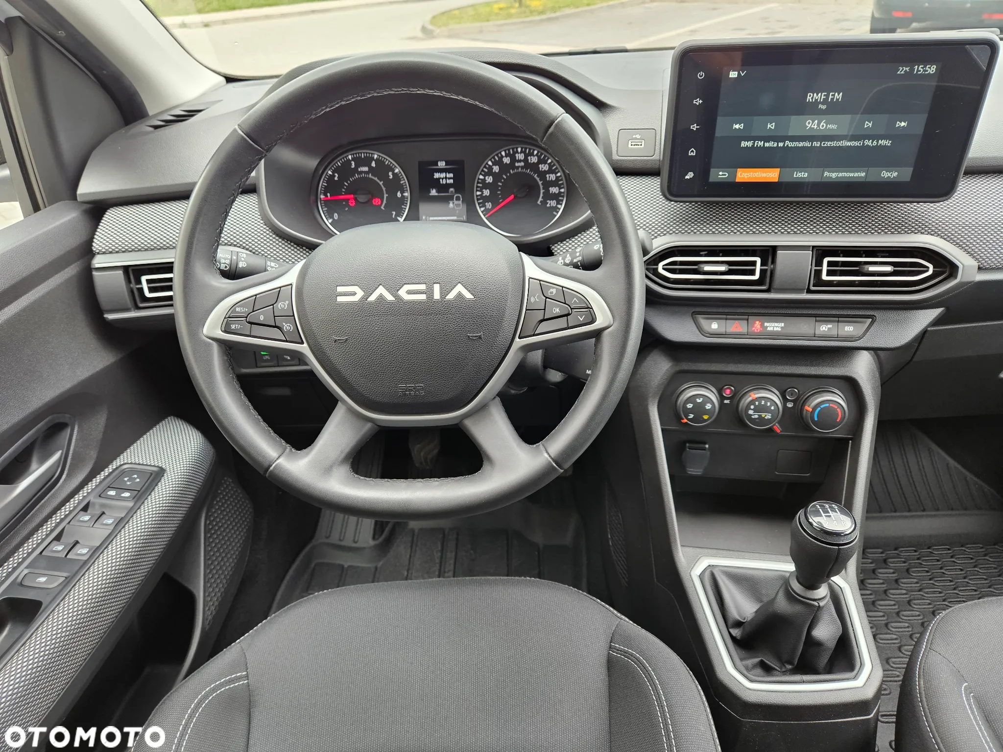 Dacia Sandero - 10