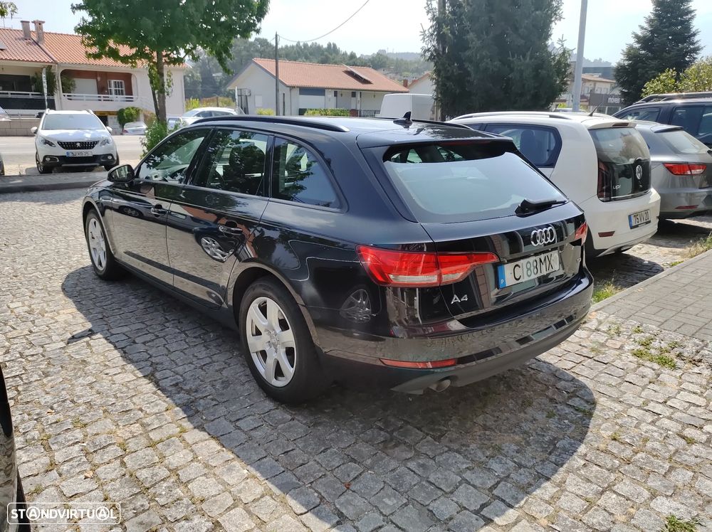 Audi A4 2.0 TDI S tronic design - 7