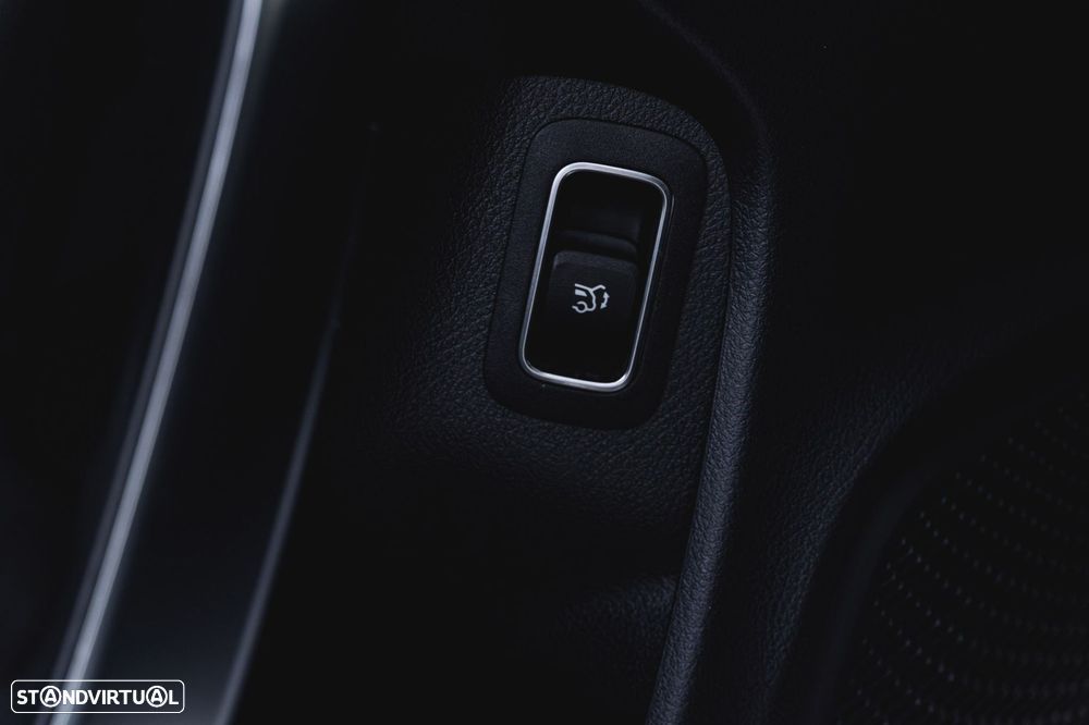 Mercedes-Benz CLA 200 - 10