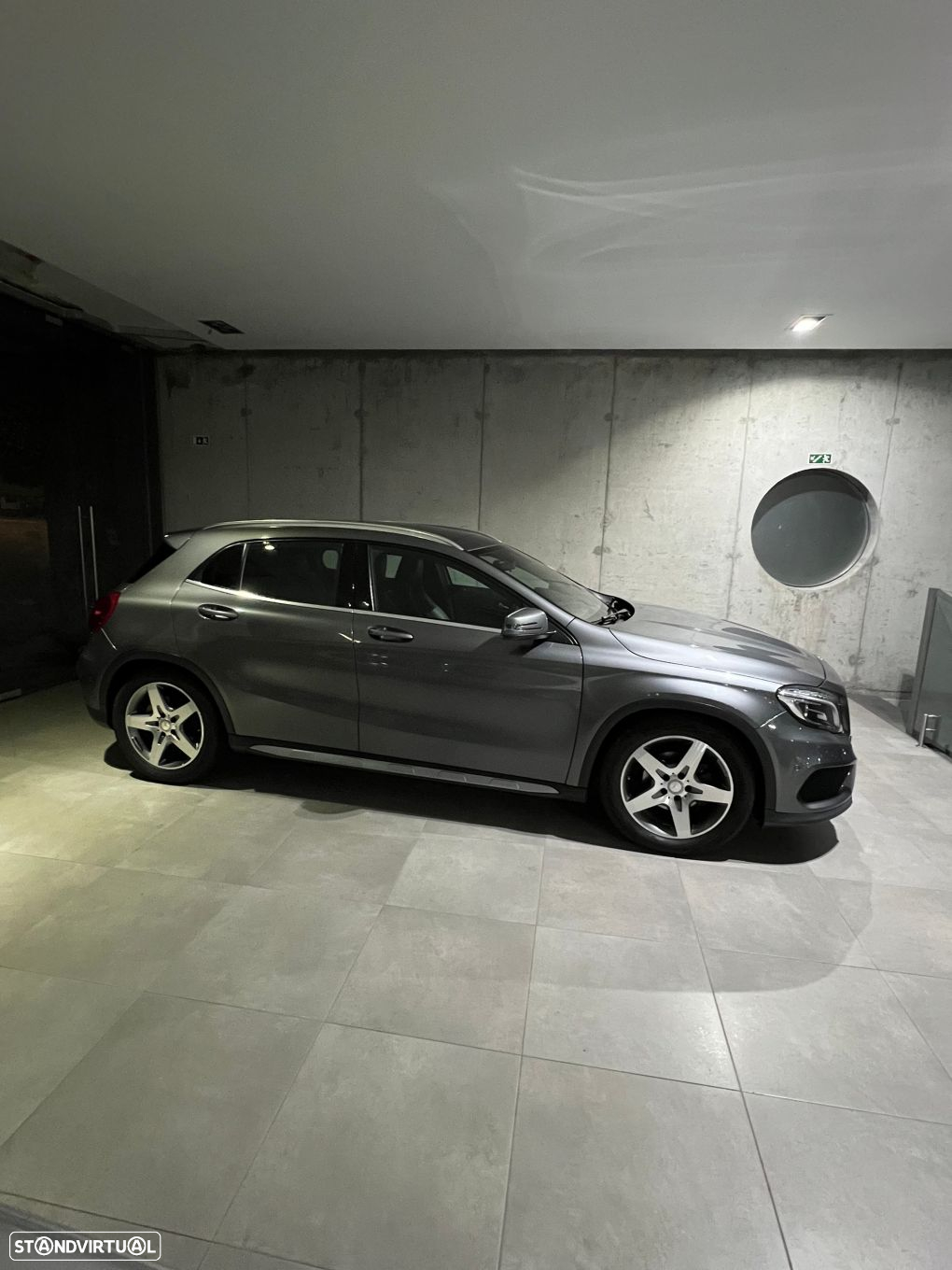 Mercedes-Benz GLA 180 d AMG Line - 6