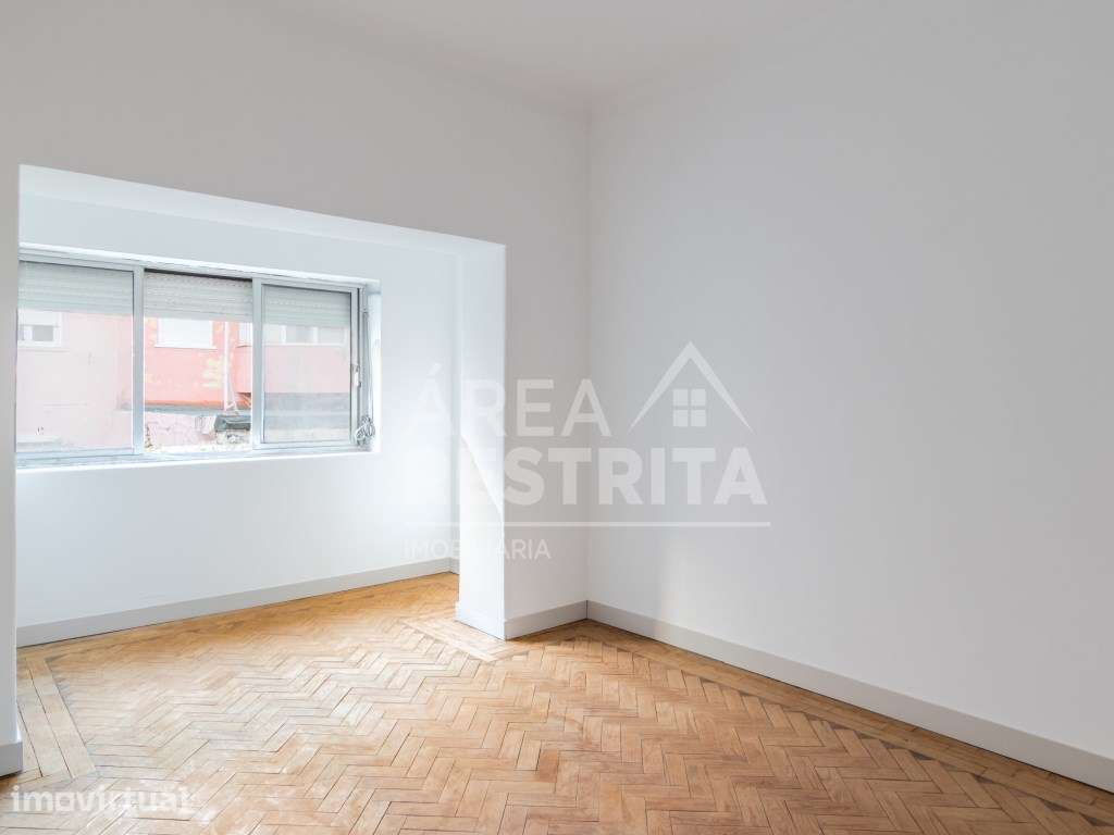 Apartamento T2 Centro Sul Almada - Grande imagem: 5/25