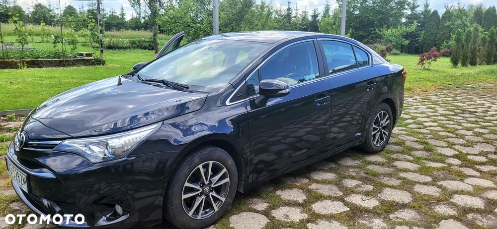 Toyota Avensis 1.8 Premium - 8