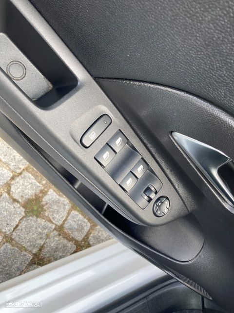 Opel Corsa-e Elegance - 29