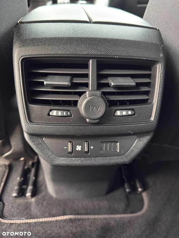 Peugeot 5008 THP 165 EAT6 Allure - 14