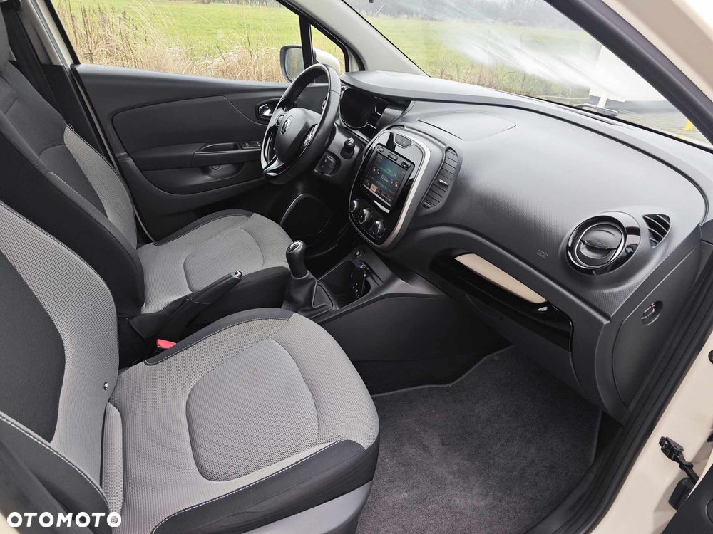 Renault Captur ENERGY dCi 90 Start&Stop Luxe - 25