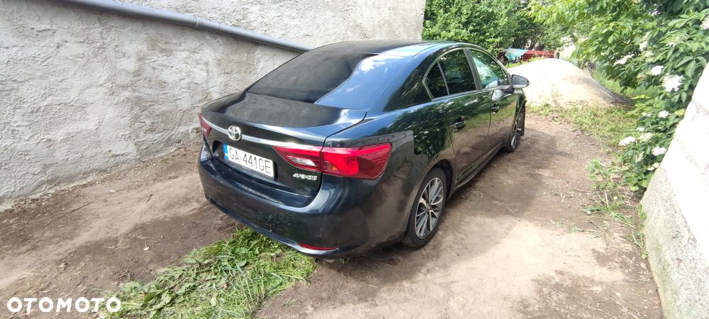 Toyota Avensis 2.0 D-4D Prestige - 11