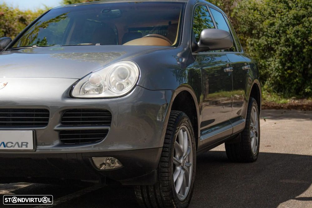 Porsche Cayenne Tiptronic - 14