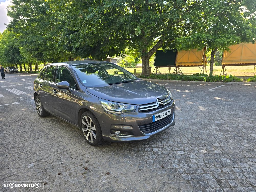 Citroën C4 1.2 PureTech Shine EAT6 - 4