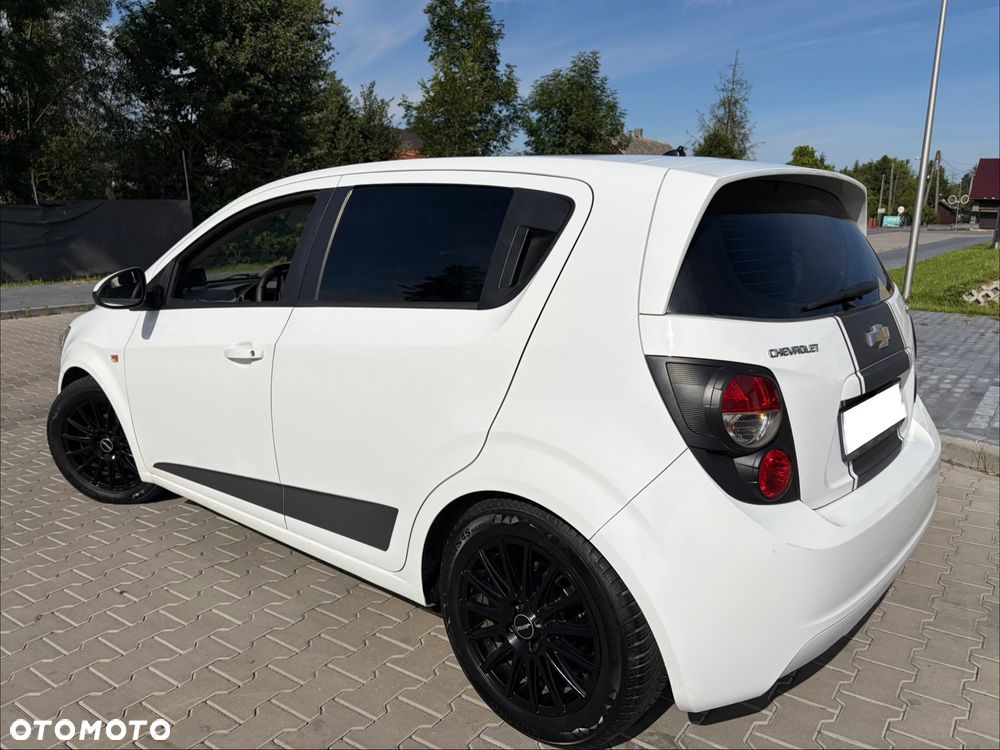 Chevrolet Aveo 1.2 LS+ - 7