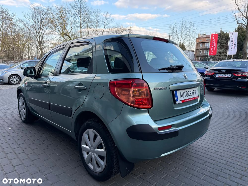 Suzuki SX4 1.5 Comfort - 22
