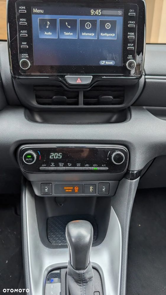 Toyota Yaris Hybrid 1.5 Style - 14