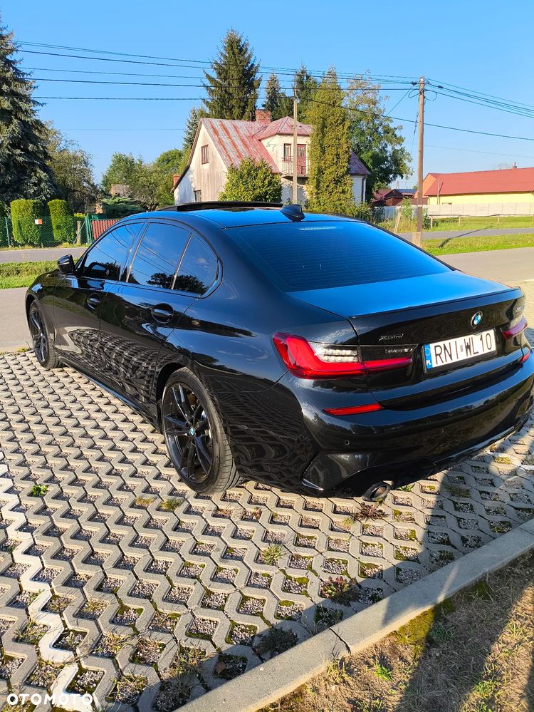 BMW Seria 3 330i xDrive M Sport - 14