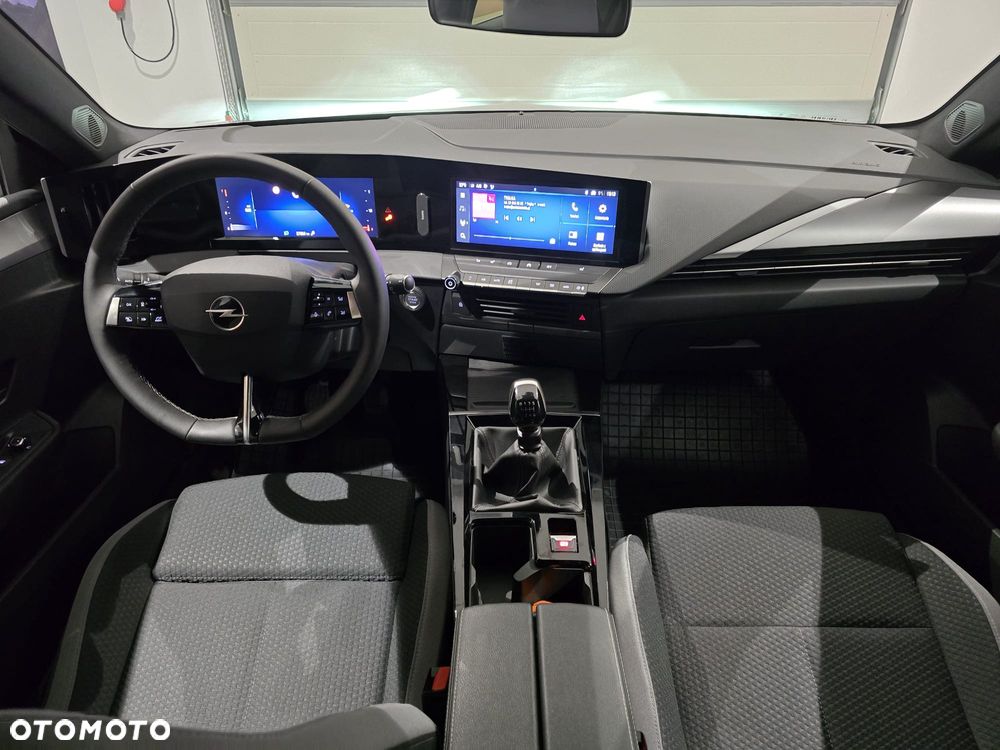 Opel Astra 1.2 T Edition S&S - 5