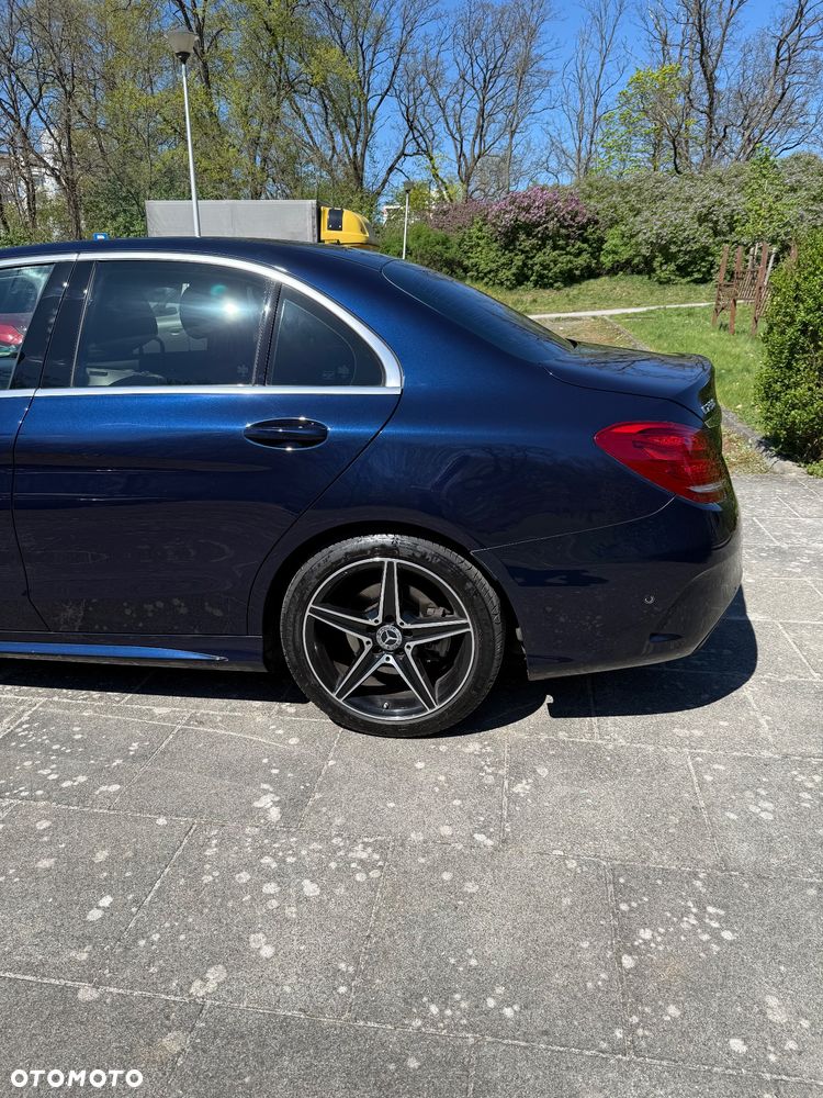 Mercedes-Benz Klasa C 250 9G-TRONIC - 8