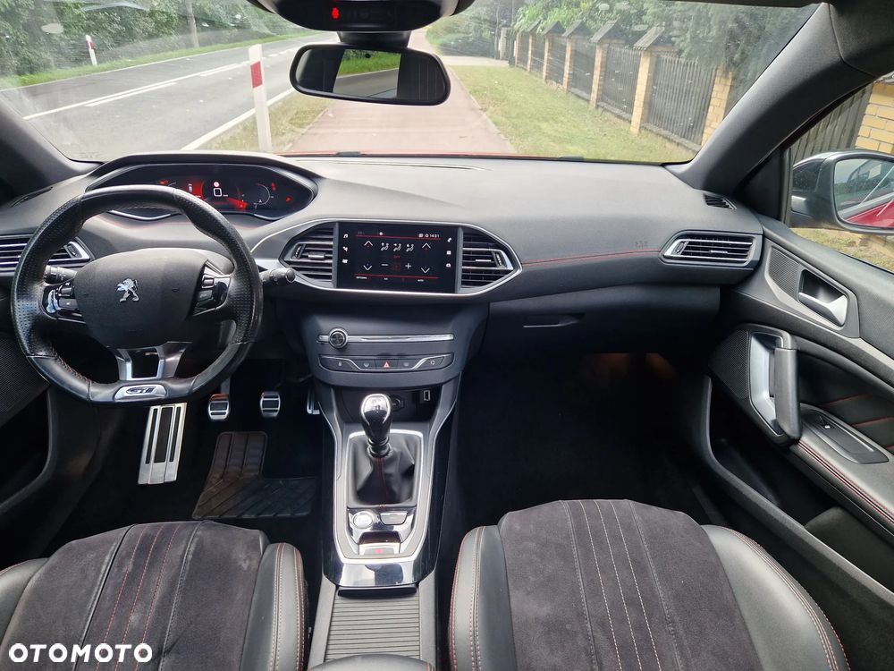 Peugeot 308 - 9