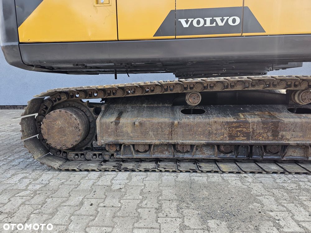 Volvo EC220EL - 23