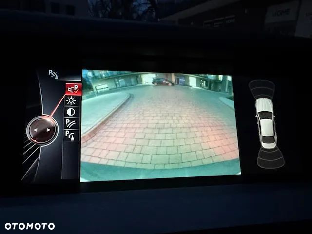 BMW Seria 5 520d xDrive Luxury Line - 24