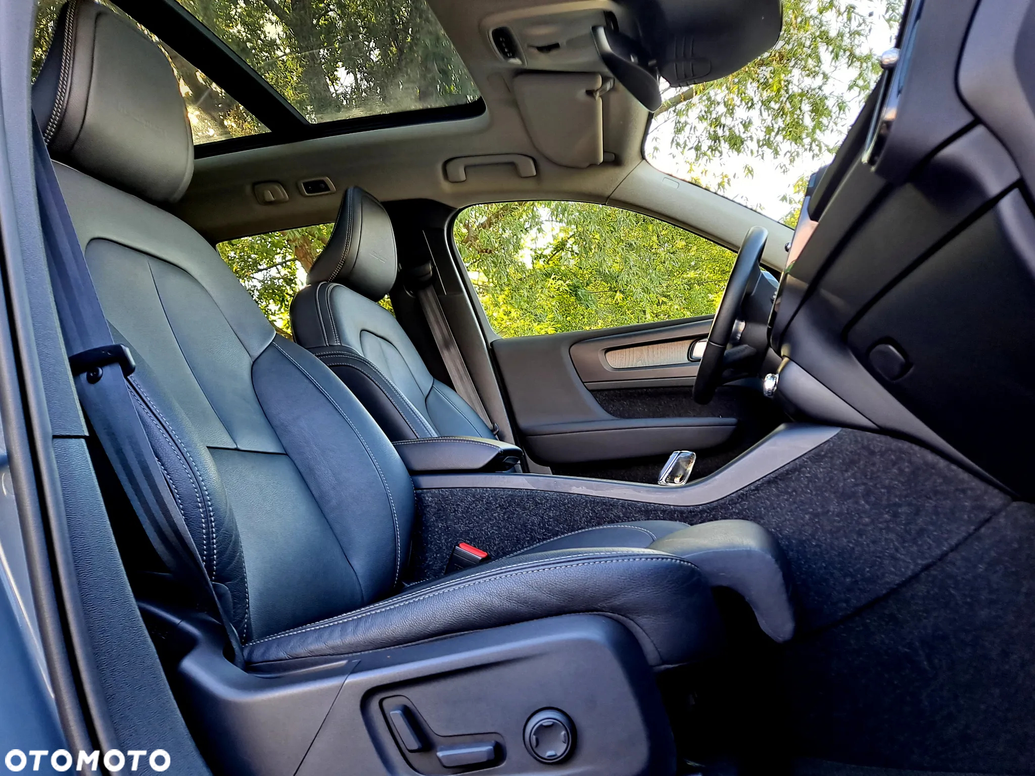 Volvo XC 40 D4 SCR AWD Inscription - 6