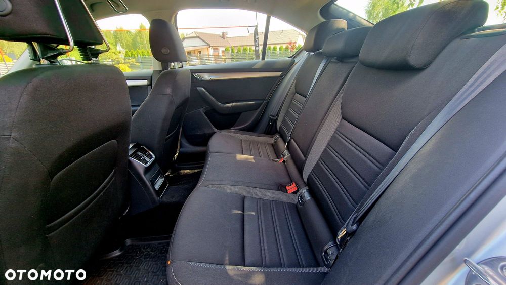 Skoda Octavia 1.5 TSI GPF ACT Style DSG - 11