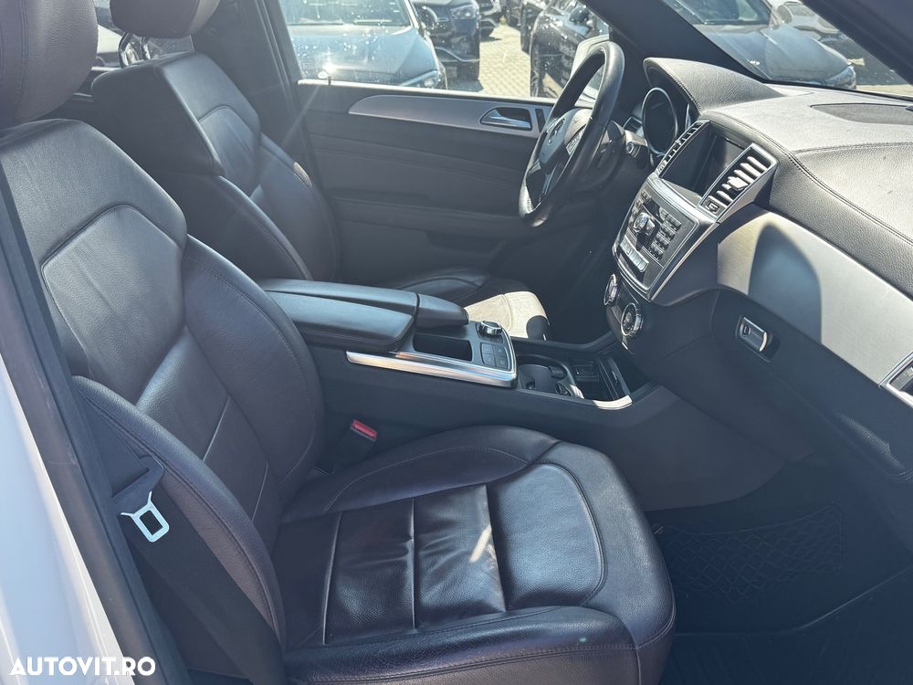 Mercedes-Benz ML - 28