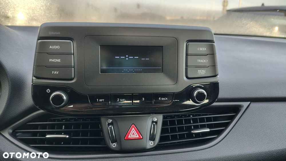 Hyundai i30 1.5 T-GDI 48V Modern - 17