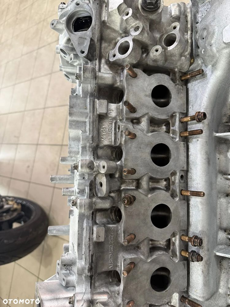 Silnik Mercedes 4.0 V8 63 AMG S BiTurbo W205 W213 W222 177.980 2019r - 6