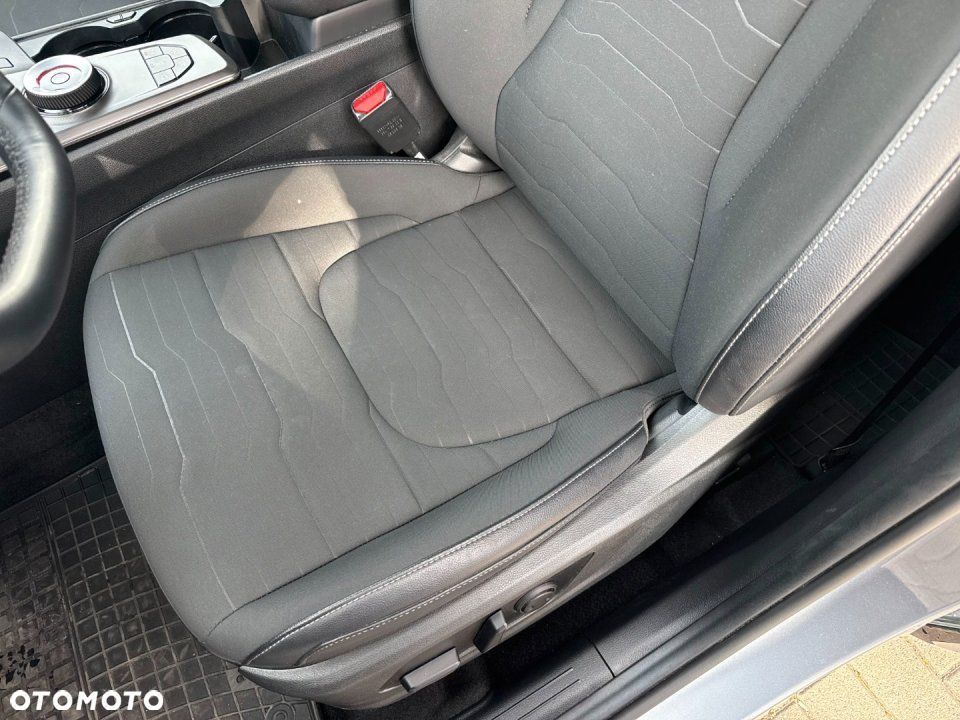 Kia Sportage - 12