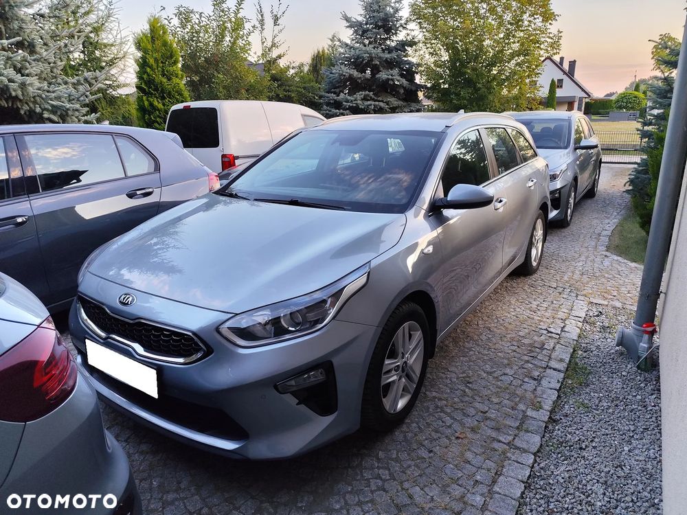 Kia Ceed - 1