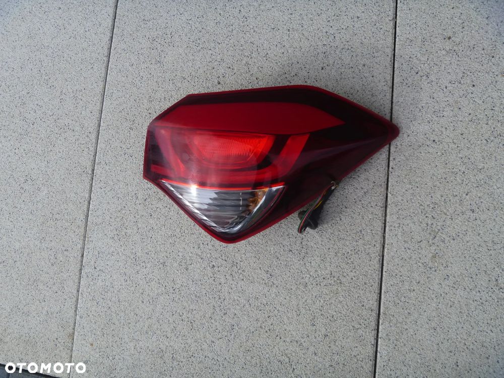 HYUNDAI I20 II 2014- PRÓG POSZYCIE SŁUPEK PRAWY LEWY ORYGINAŁ 71122-C8000 - 14
