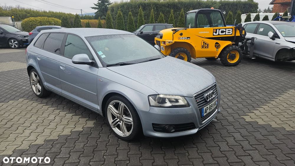 Audi A3 Sportback 2.0 TDI DPF S tronic S line Sportpaket - 5