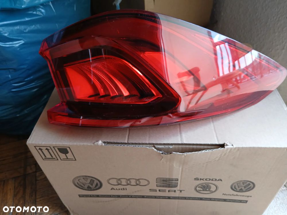 Seat Leon IV Cupra 20 lewy tył 5FA945207C - 1